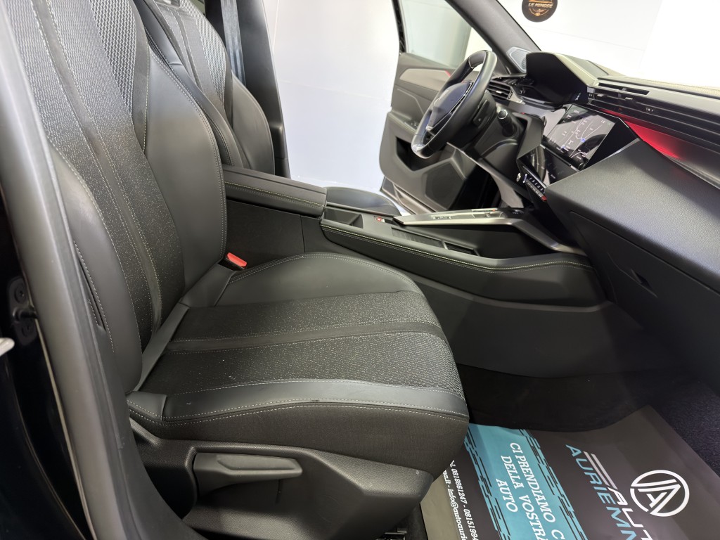 PEUGEOT 308 1200 HYBRID 145 CV GT